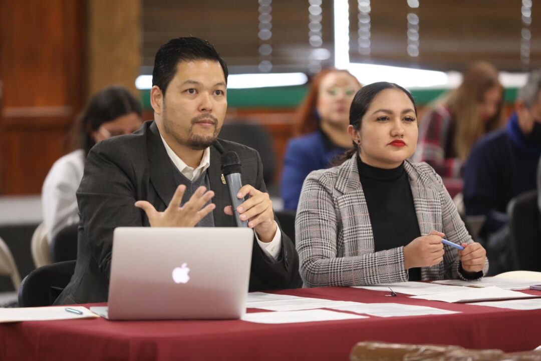 Vinculan a coordinador de Redes Sociales del Municipio con medio beneficiado con publicidad oficial