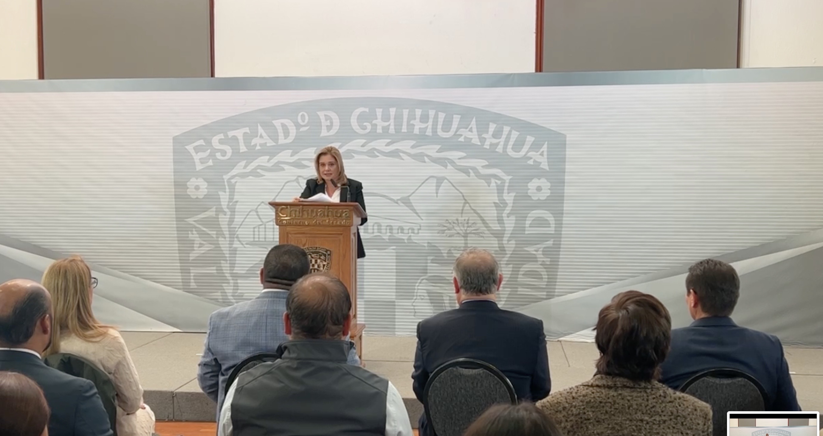 Gobernadora anuncia reestructura de gabinete; va Jáuregui a FGE