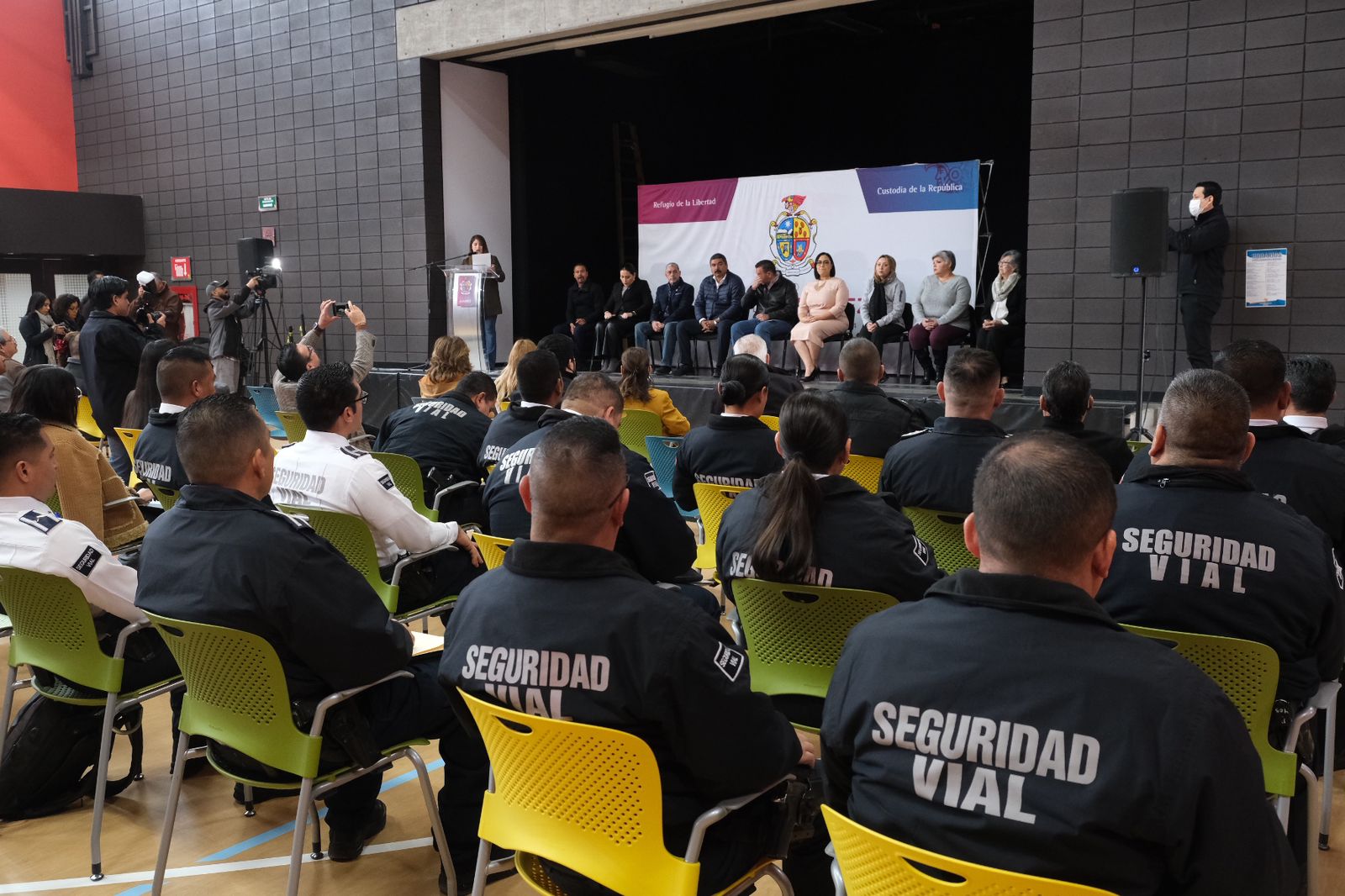 OSC, cámaras y gobierno trabajan en armonización de Reglamento de Tránsito