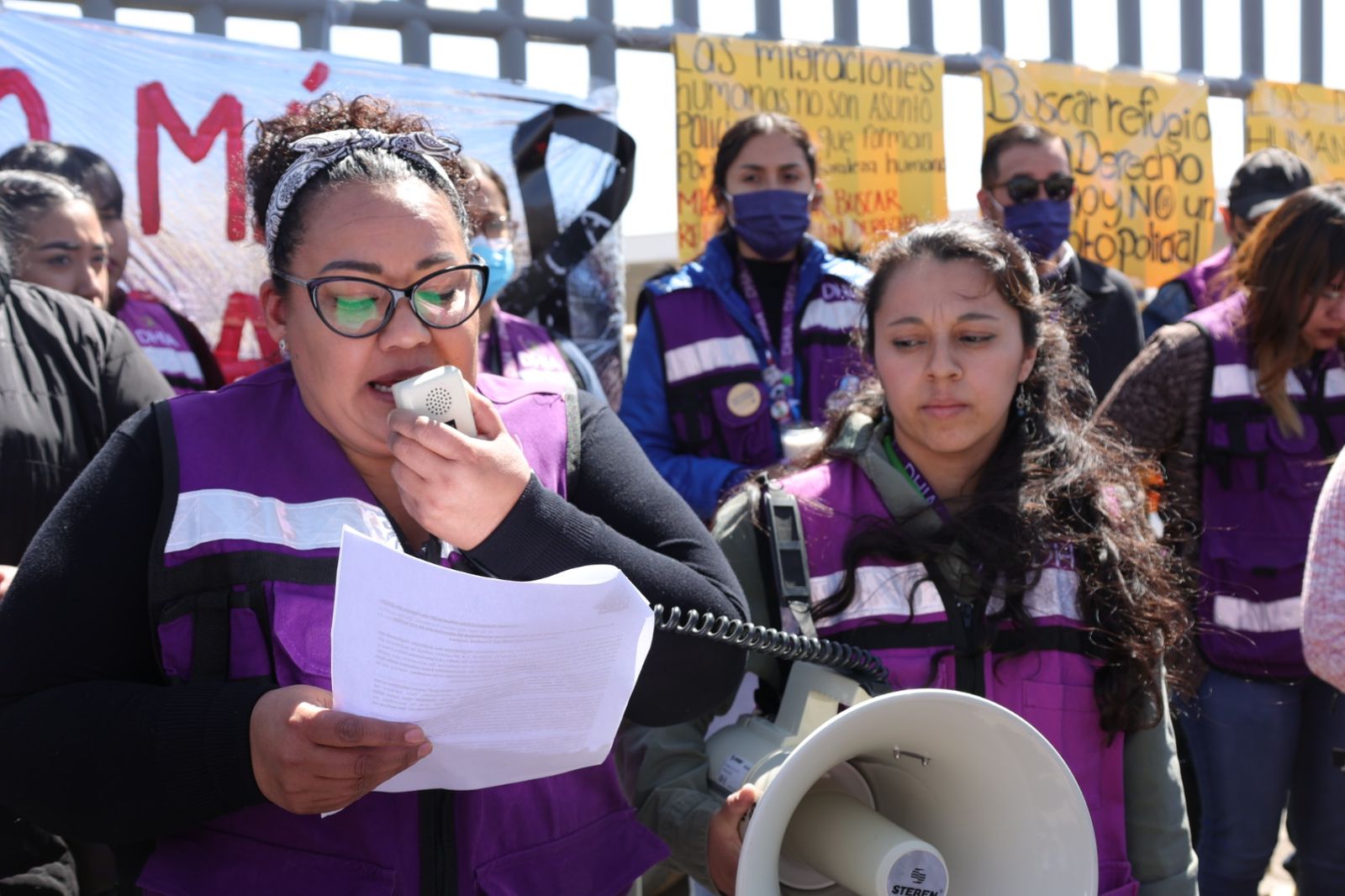 OSC exigen destitución de titular del INM y que se identifique a las víctimas