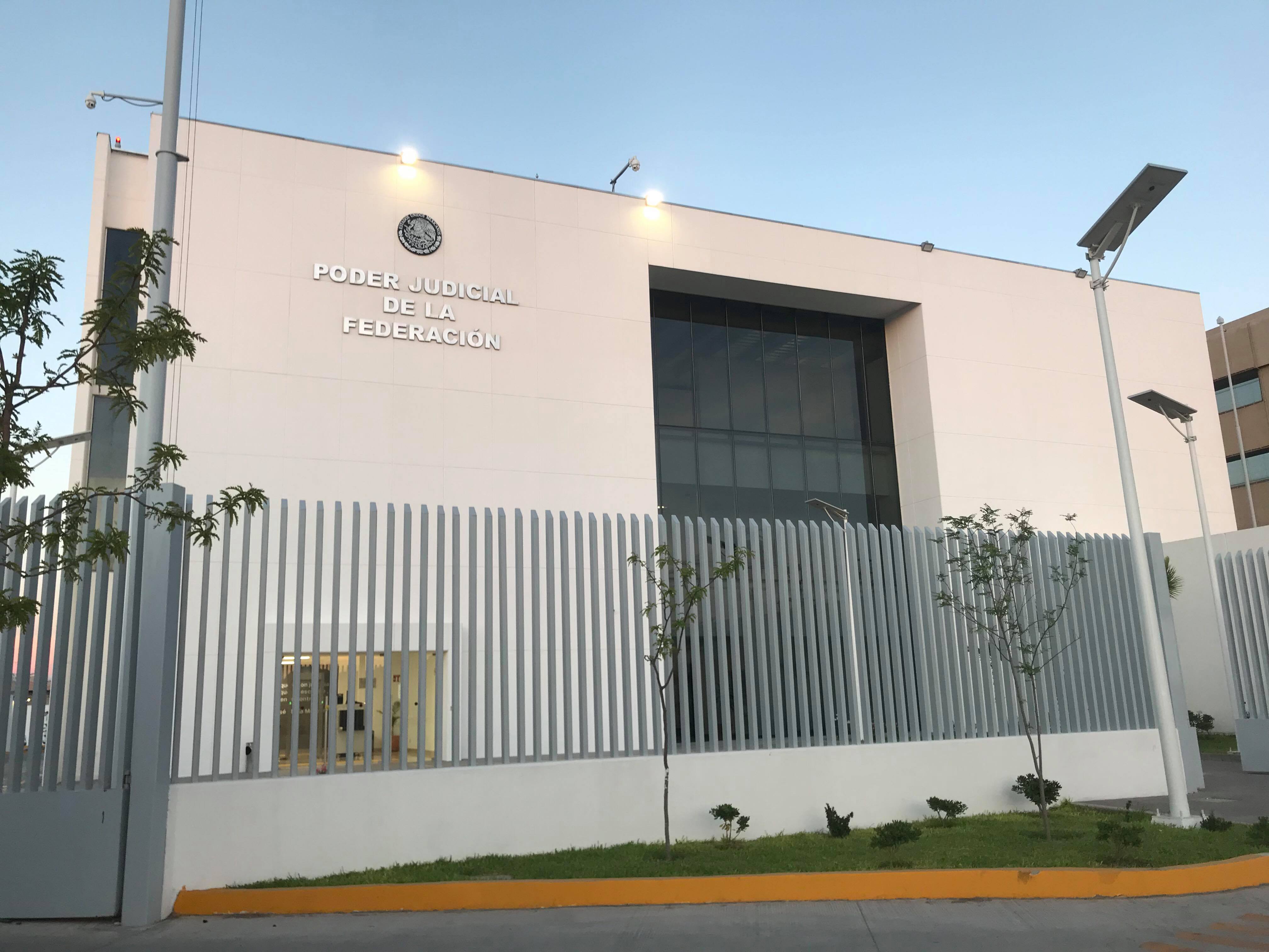 Tres agentes del INM, un migrante y un guardia son vinculados a proceso por incendio en estación migratoria
