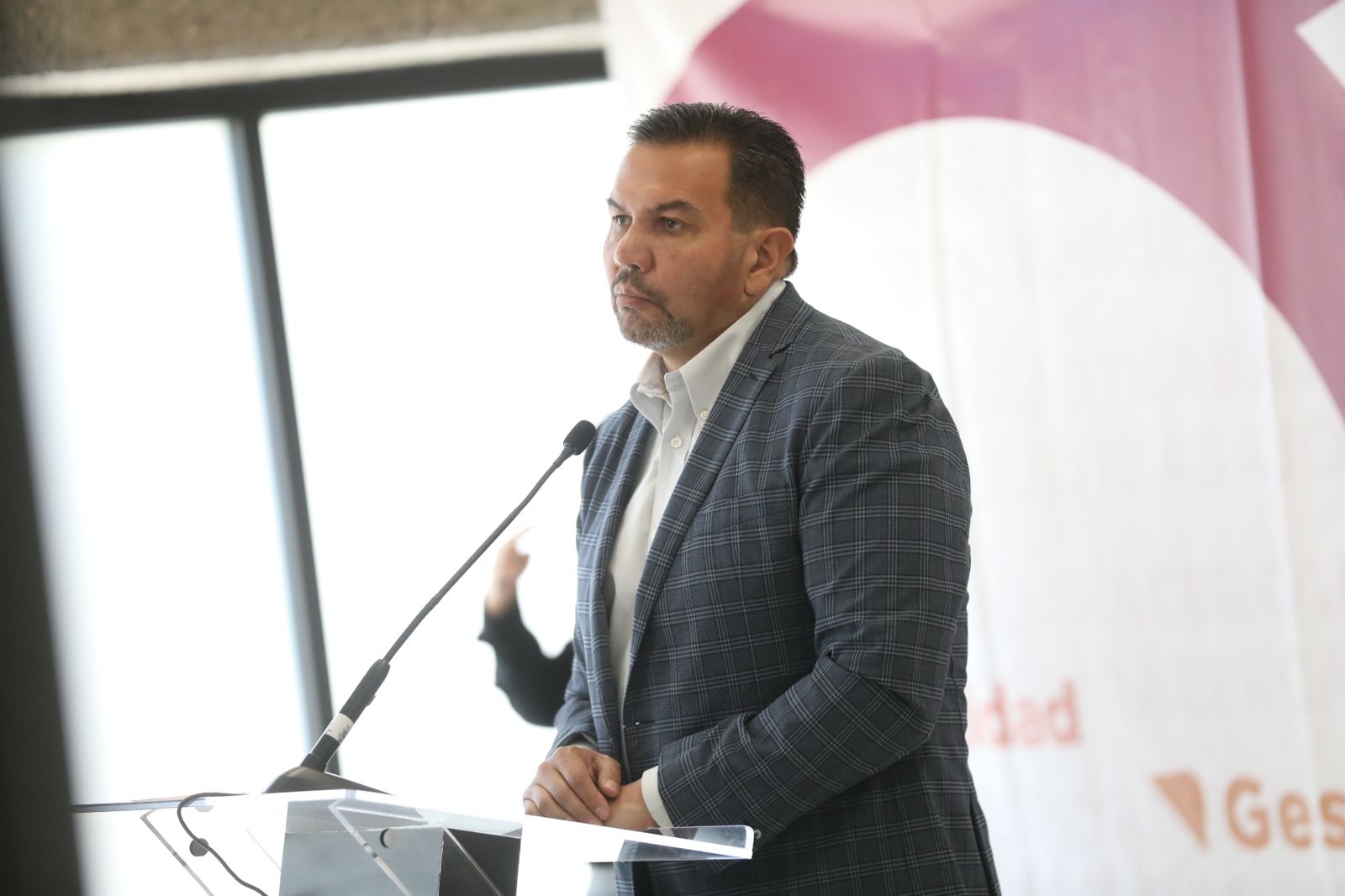 Pese a violar convocatoria, alcalde defiende proyectos de Presupuesto Participativo dentro de Cobach