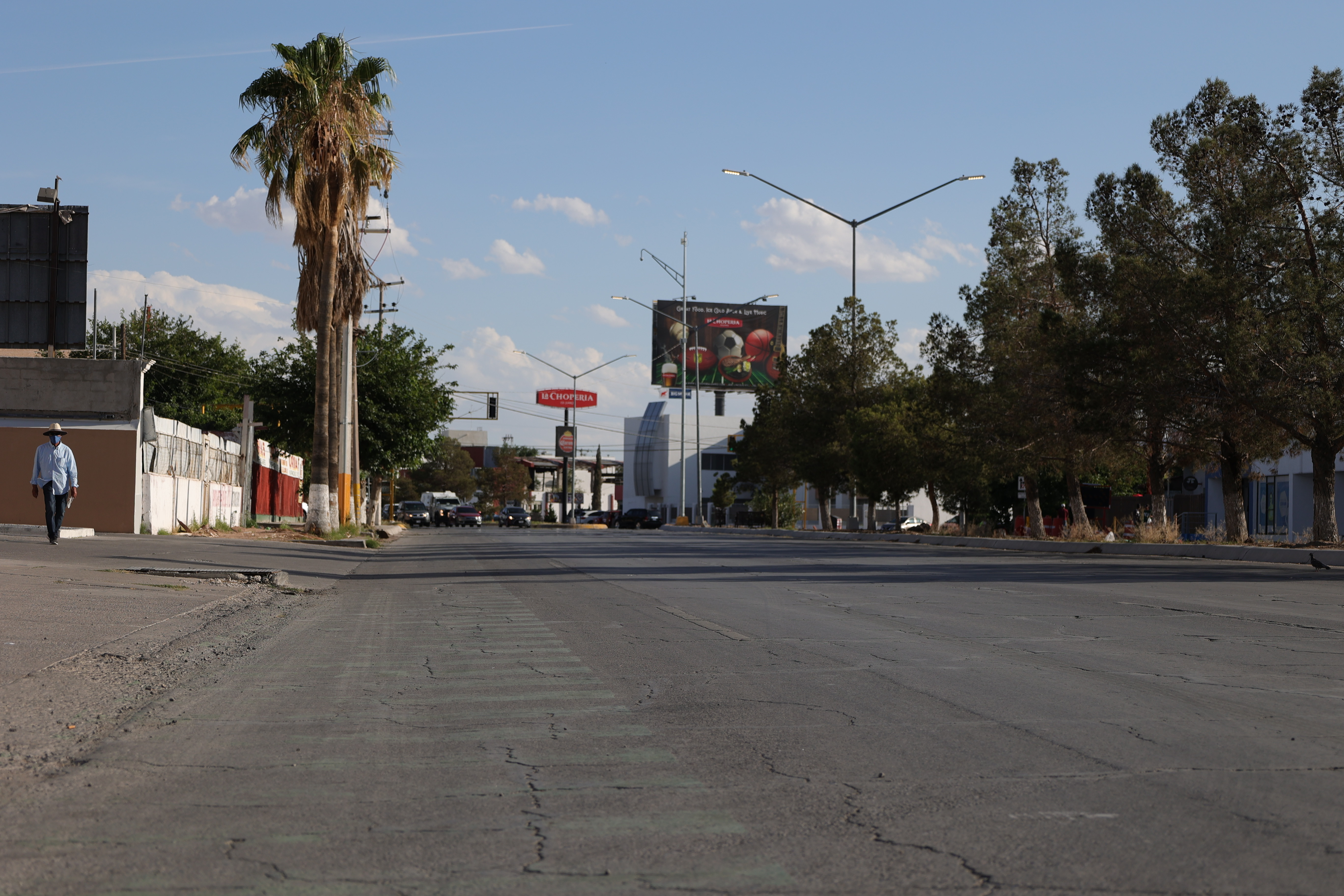 Un error, poner ciclovías en las calles más transitadas: Pérez Cuéllar
