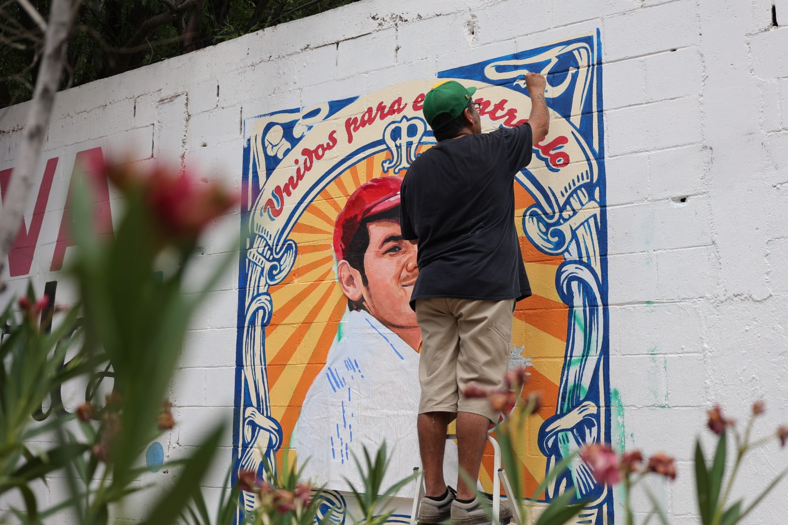Develan mural para César Gonzalo Durán, a 12 años de su desaparición