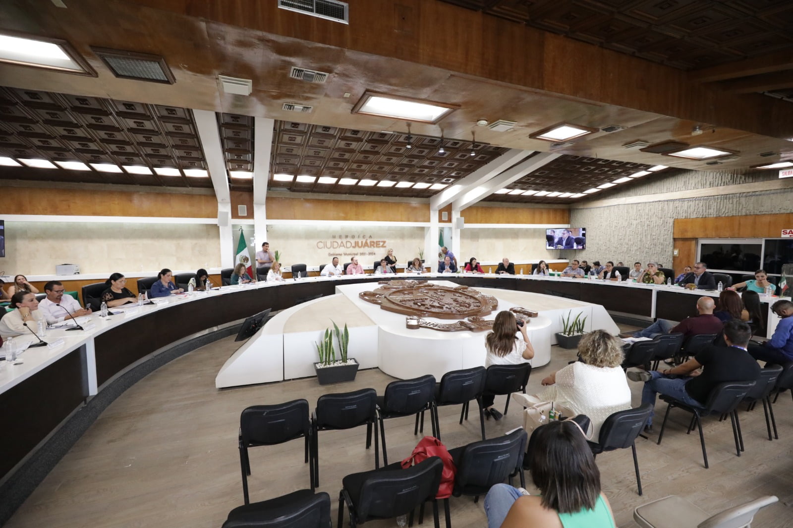 Va a Cabildo donativo de 7 mdp para concierto de la UACJ