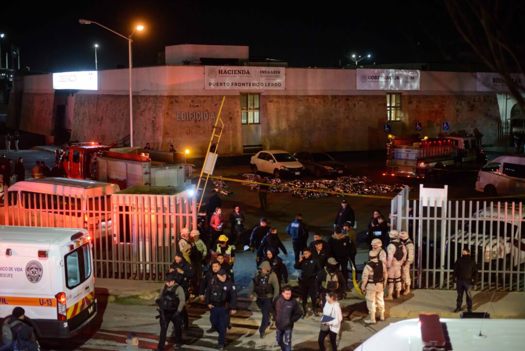 Tragedia migrante: amplían plazo de investigación para cinco detenidos por incendio en INM