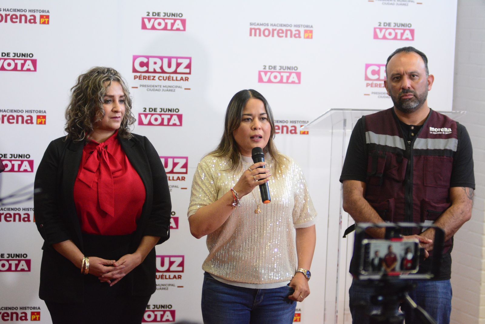 Renuncian al PAN para unirse a campaña de Cruz Pérez Cuéllar