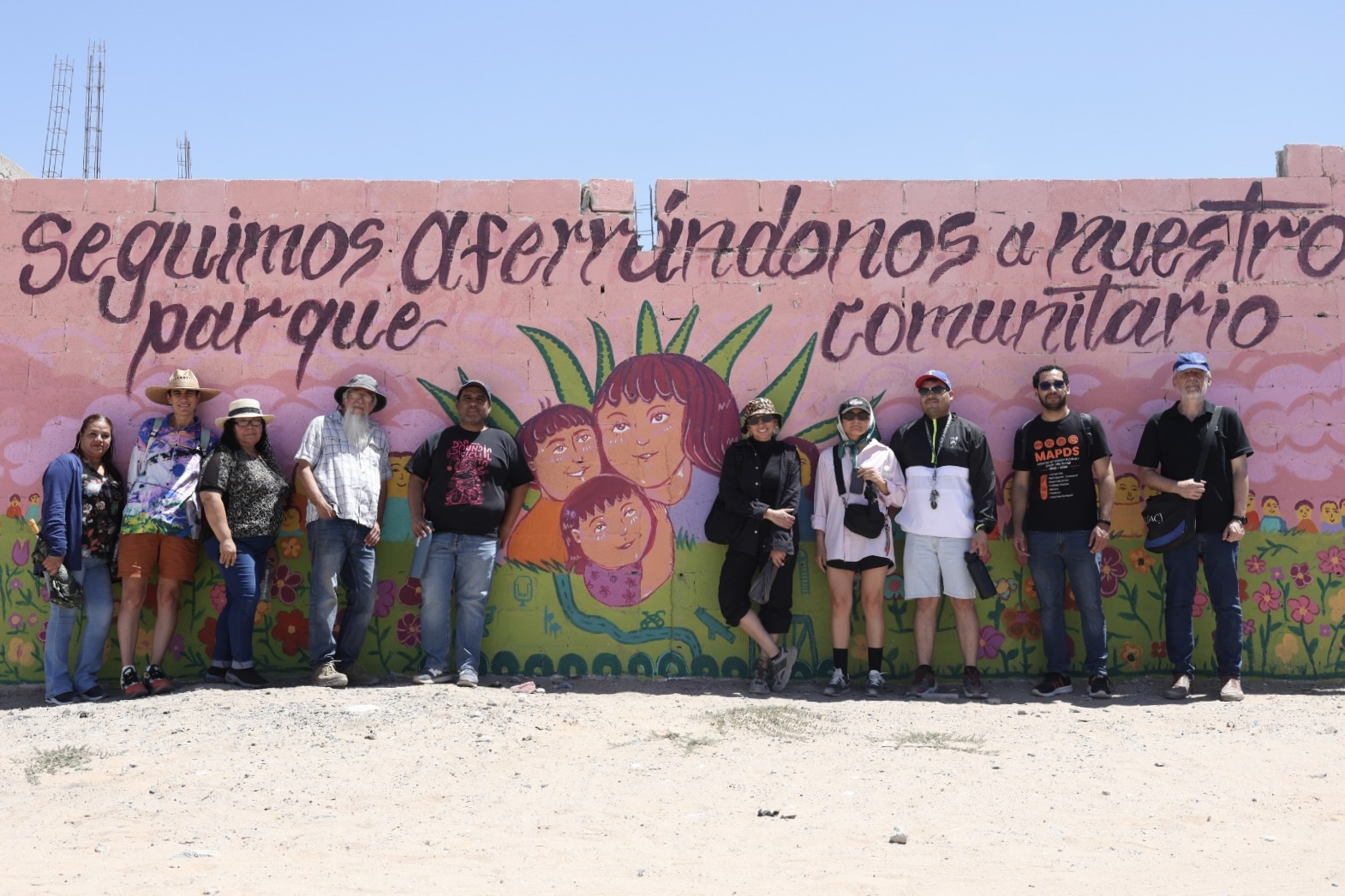 Comparten historias de organización comunitaria en ‘platicaminata’ de Jane’s Walk en el suroriente