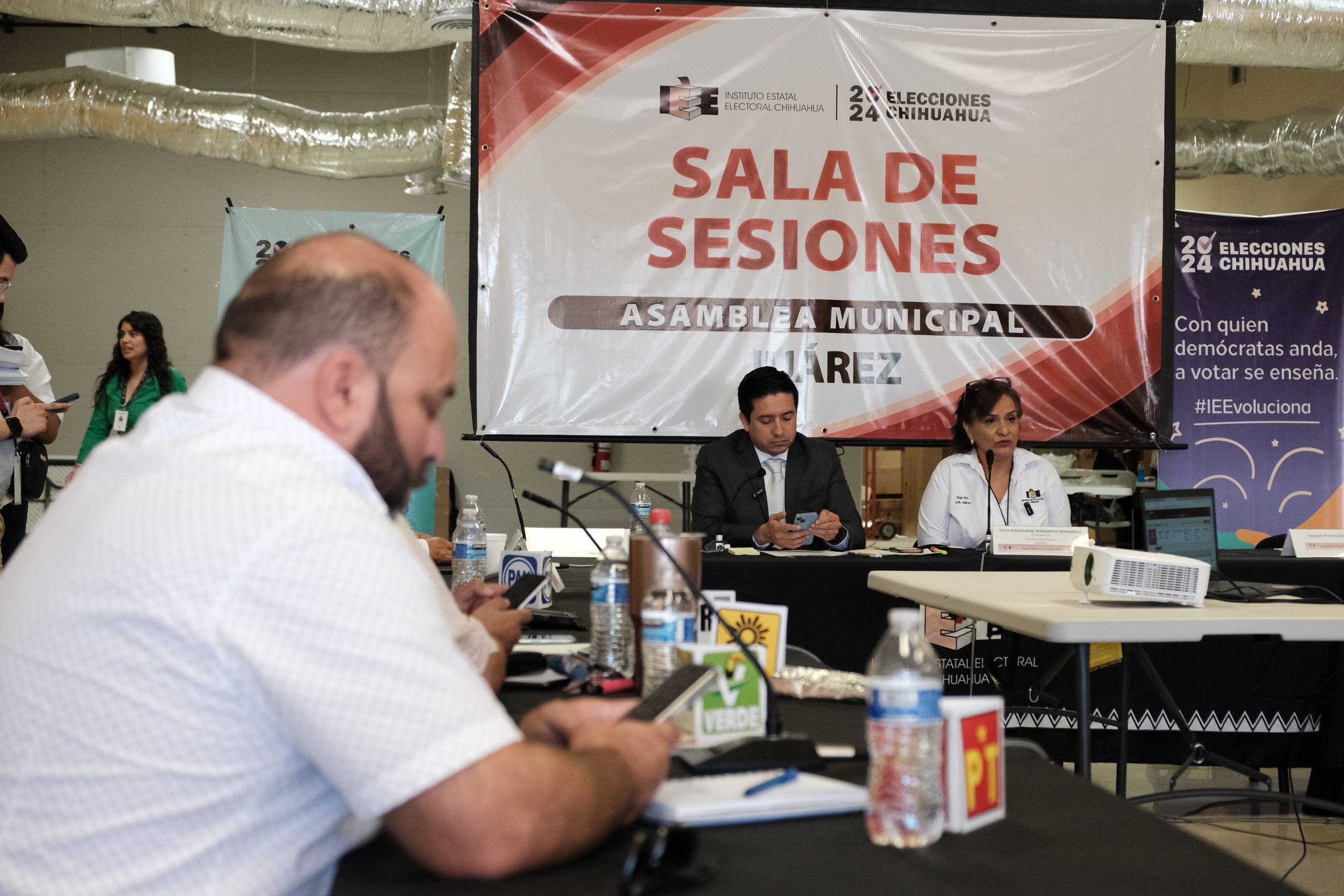 Reportan un tercio de casillas abiertas, pasadas las 10 de la mañana