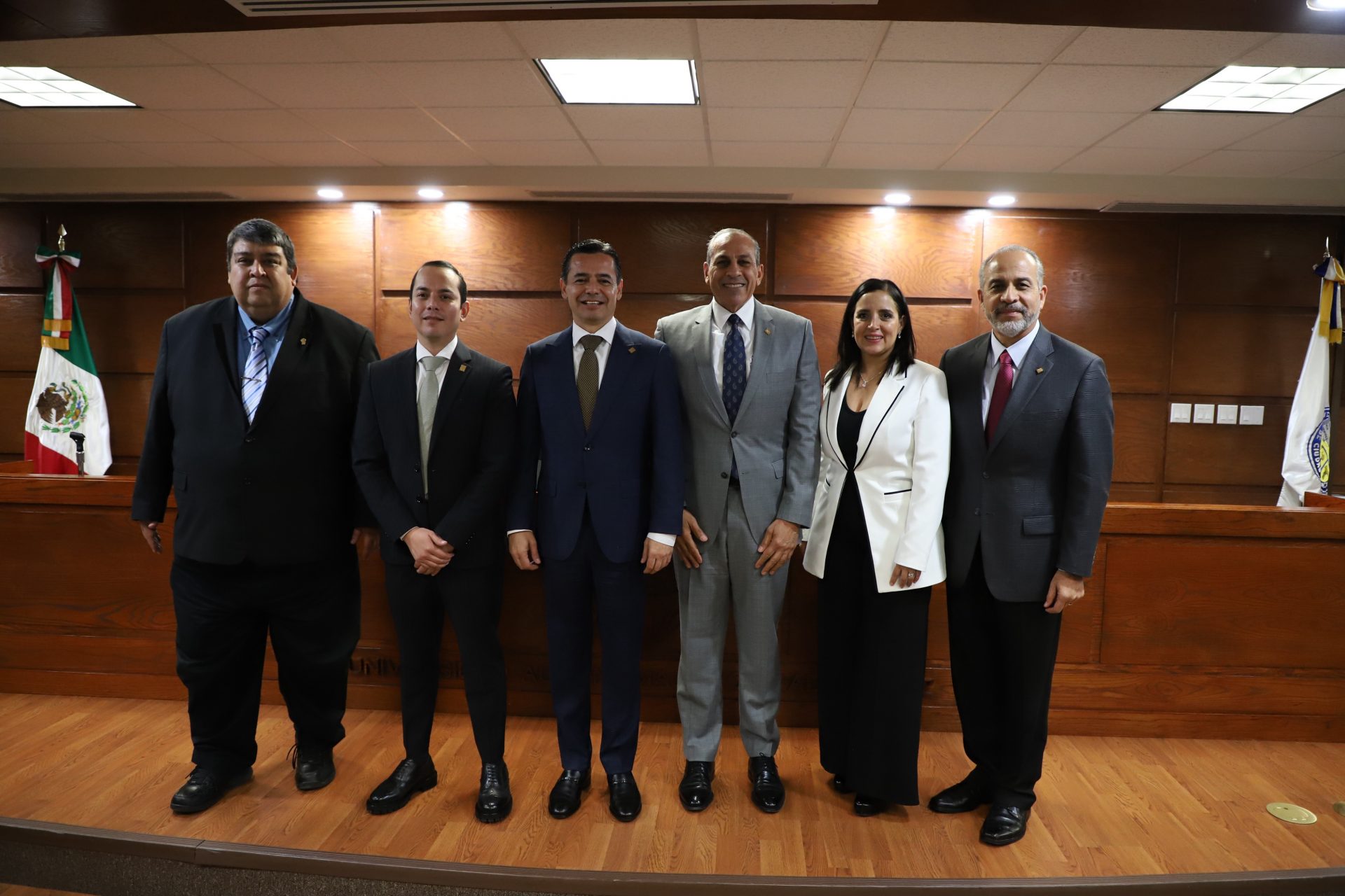 Nombran nuevas direcciones de institutos de la UACJ