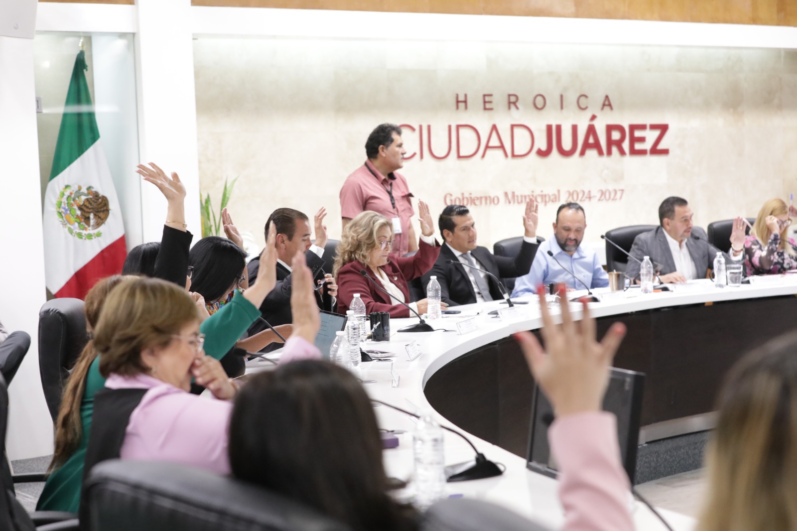 Cabildo aprueba fondo de apoyo para equipos y grupos representativos