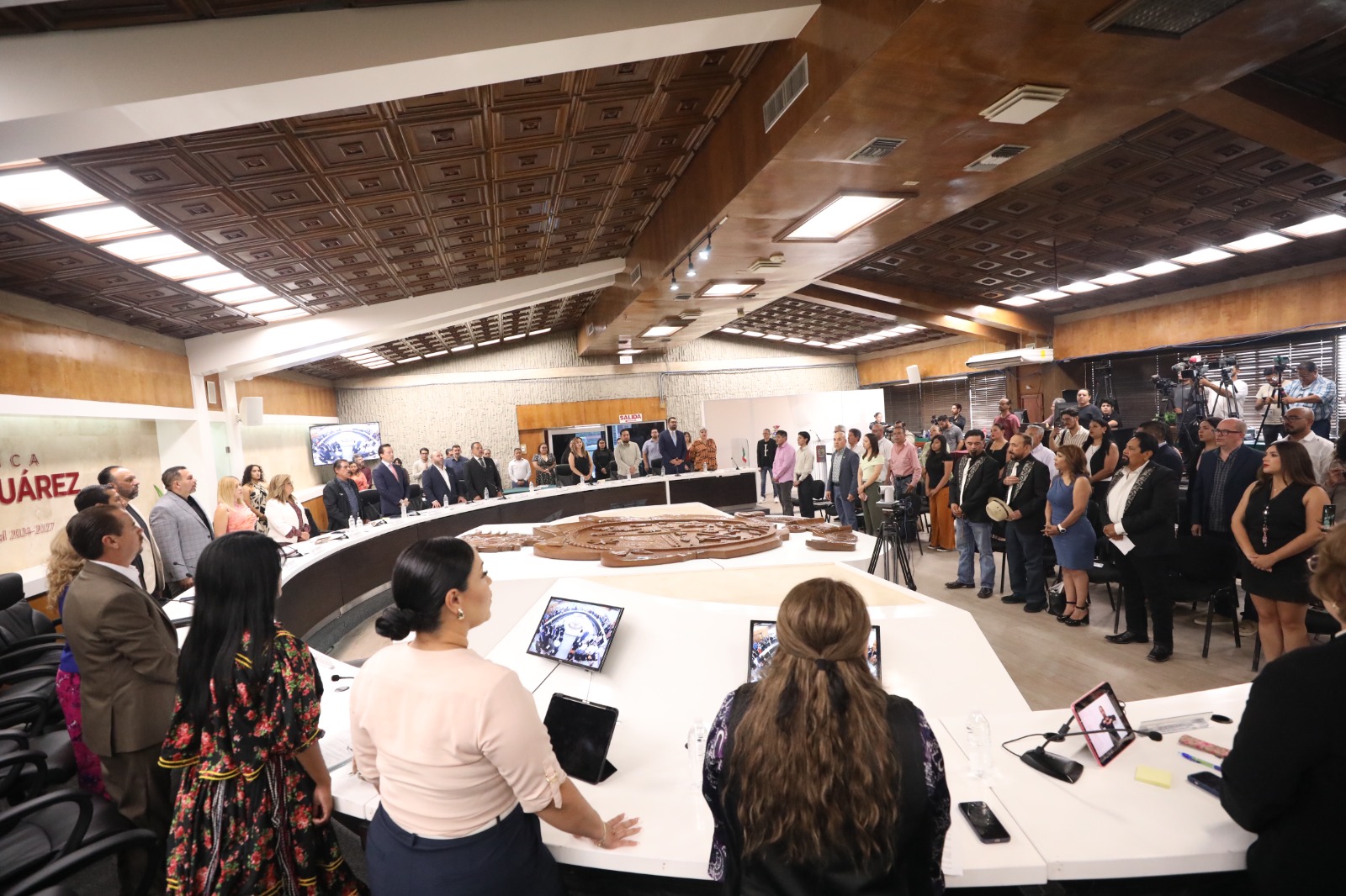 Aprueba Cabildo comodato de camellón para estacionamiento de plaza comercial