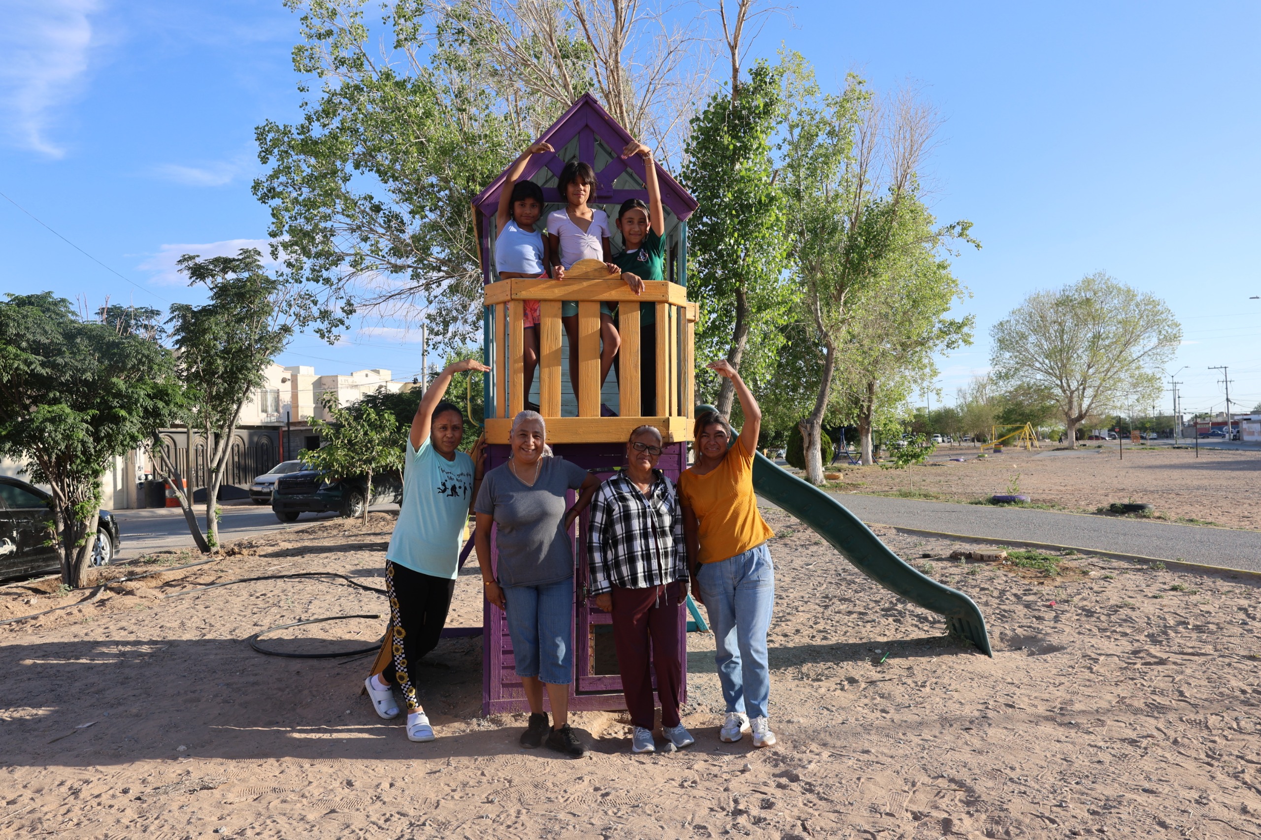 Con trabajo vecinal, mujeres logran rescatar parque en Parajes del Sur