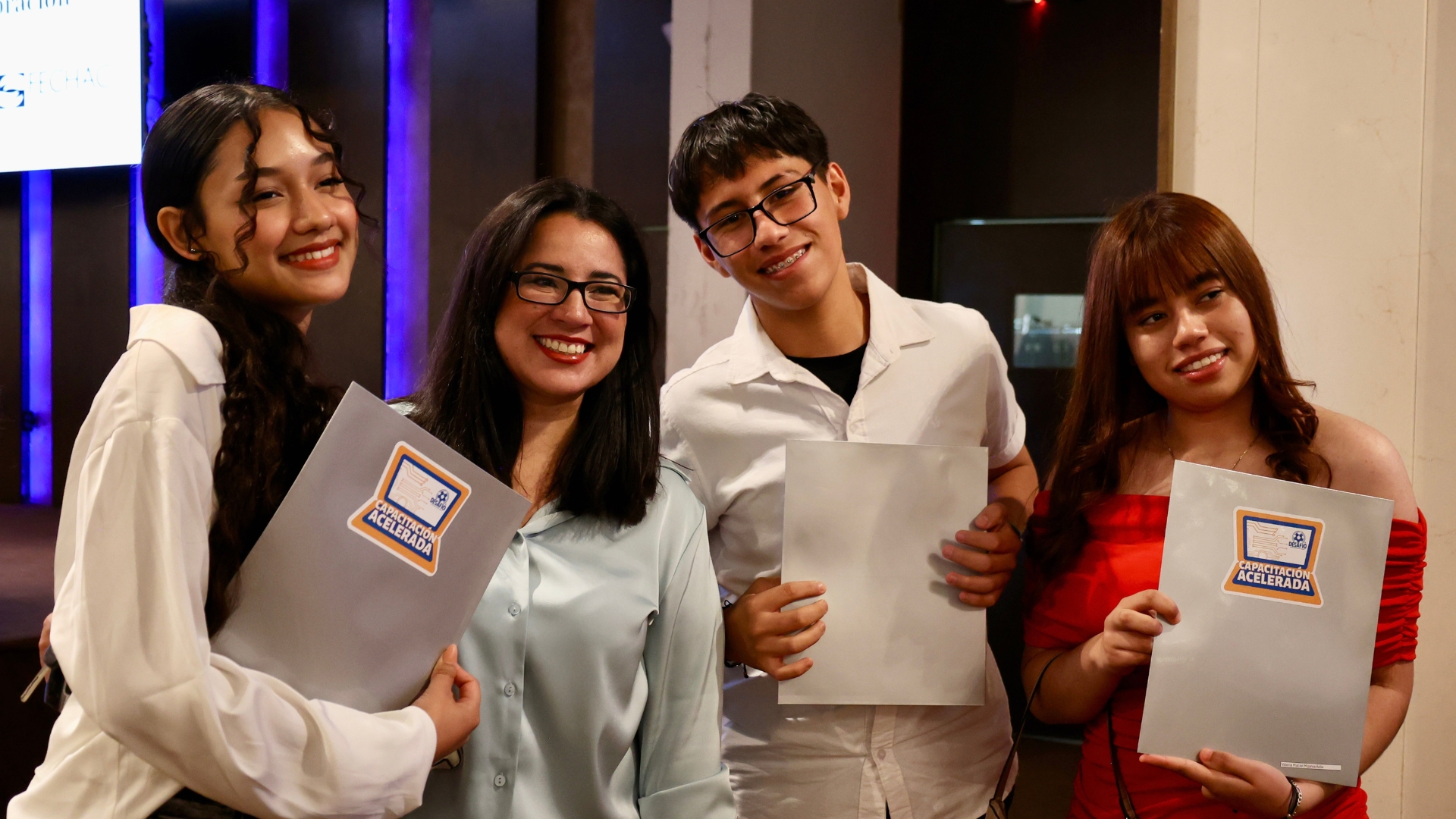 Juventudes desarrollan habilidades digitales en Capacitación Acelerada 